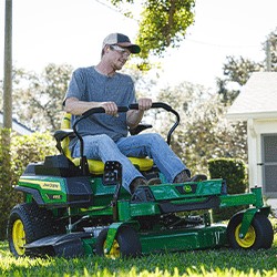 Z370R ZTrak™ Mower