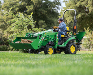 1025R Compact Tractor